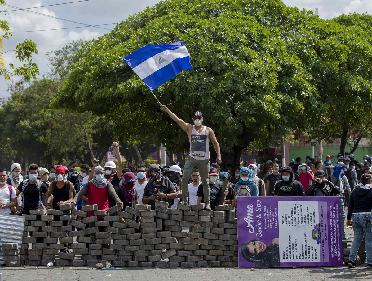 Su Santidad pidió hoy al gobierno de Daniel Ortega poner fin a la ola de violencia que vive Nicaragua por rechazo a reforma. (Foto Prensa Libre: EFE)