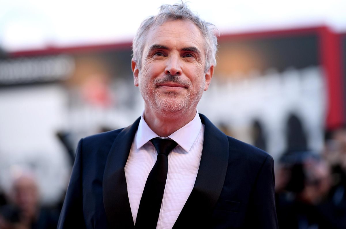 El director mexicano Alfonso Cuarón en su llegada al estreno de su cinta "Roma" en el ámbito del 75º Festival Internacional de Venecia, Italia. (Foto Prensa Libre: EFE).