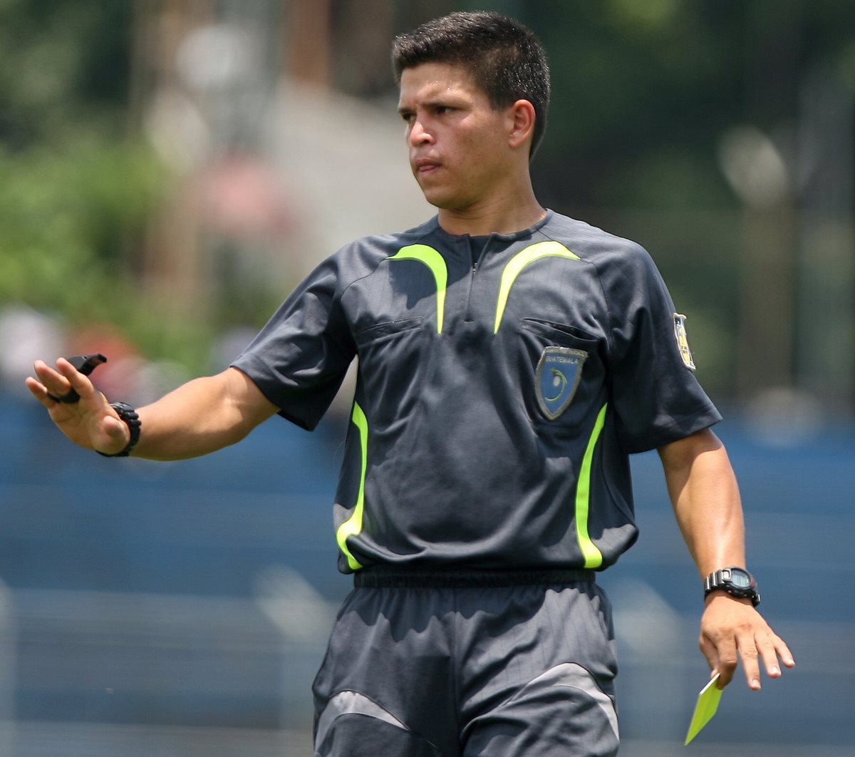 Óscar Reyna es uno de los árbitros designados. (Foto Prensa Libre: Francisco Sánchez)