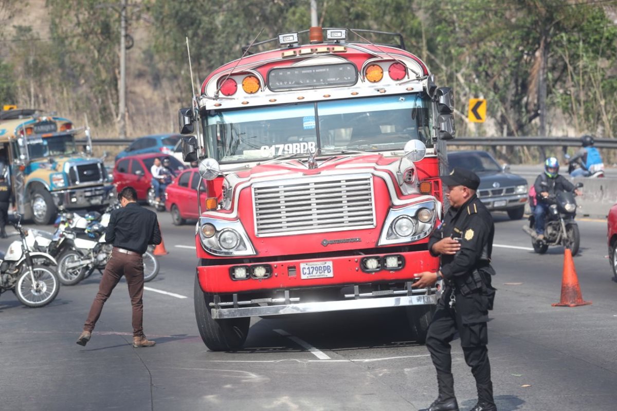 Tres mueren por ataques armados contra autobuses en Villa Nueva y Chimaltenango