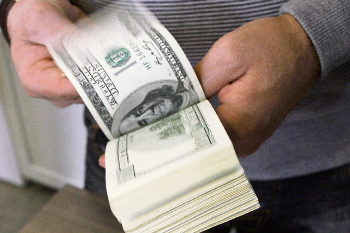 UNOS us$30 millones diarios se han cambiado en los primeros días de mayo.