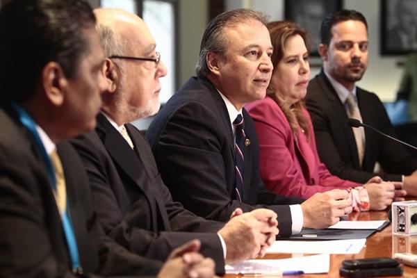 Funcionarios centroamericanos ofrecieron detalles de los cambios en aduanas. Foto Prensa Libre: Alvaro Interiano