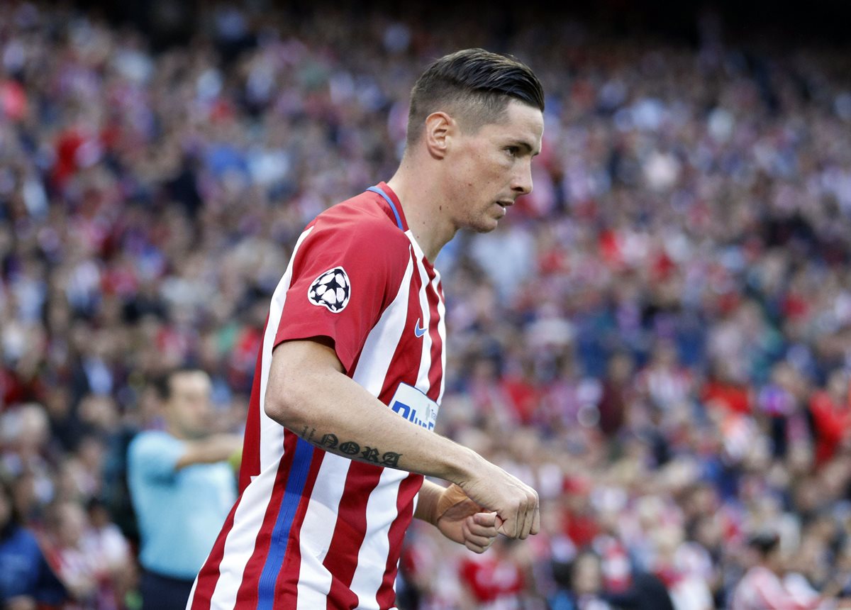 Fernando Torres renovó con el Atlético de Madrid, en el que quiere jugar siempre. (Foto Prensa Libre: Hemeroteca PL)