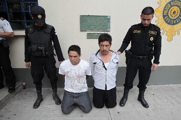 Edín  Orlando Betancourt y Joel Nehemías Quiñónez Ramírez fueron capturados por haber secuestrado a un bebé de dos meses, en Amatitlán.