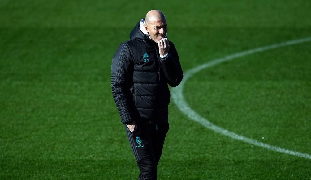Zidane espera encaminar al Real Madrid a un nuevo título en la Champions. (Foto Prensa Libre: AFP)