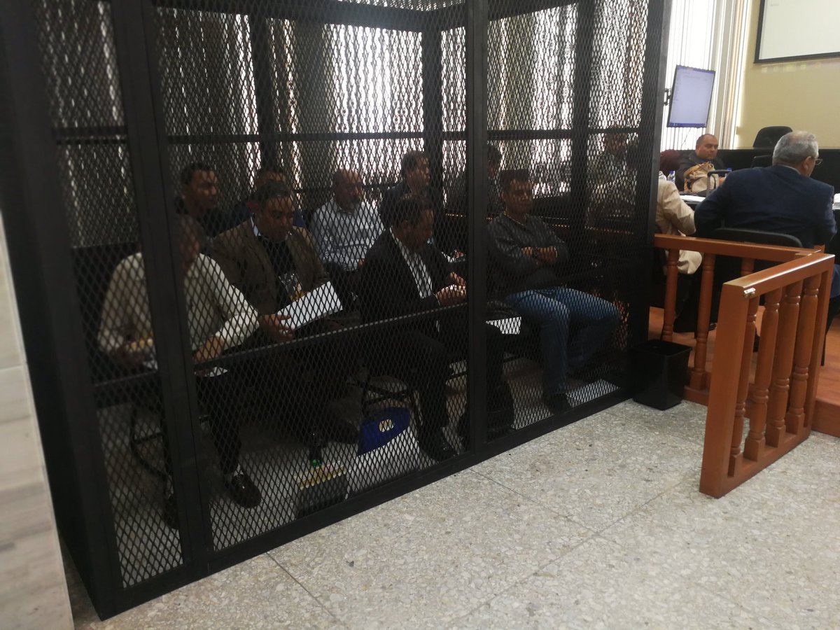 La apertura a debate continuó con la reproducción de escuchas telefónicas. (Foto Prensa Libre: Kenneth Monzón)