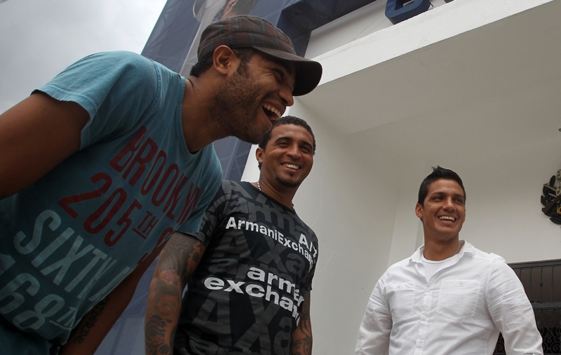 Yony Flores, Guillermo Ramírez y Gustavo Cabrera han mantenido una lucha constante contra Brayan Jiménez. (Foto Prensa Libre: Hemeroteca PL)