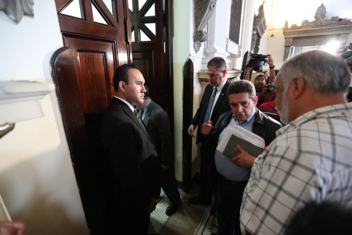 Joviel Acevedo en el Congreso de la República este miércoles. (Foto Prensa Libre: Érick Ávila).