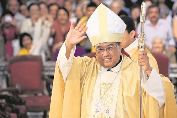 Monseñor Oscar Vian instó a que las personas piensen en los pobres, en los que no tienen empleo o quien ha perdido a un familiar por la violencia. (Foto Prensa Libre: Archivo)<br _mce_bogus="1"/>