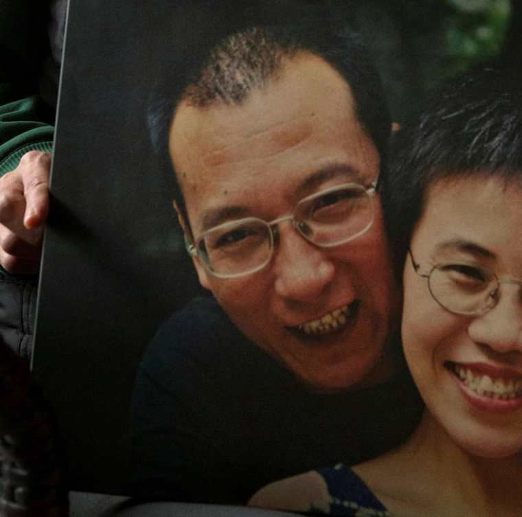 Foto del premio Nobel y su esposa Liu Xia. (Foto Prensa Libre: AP)