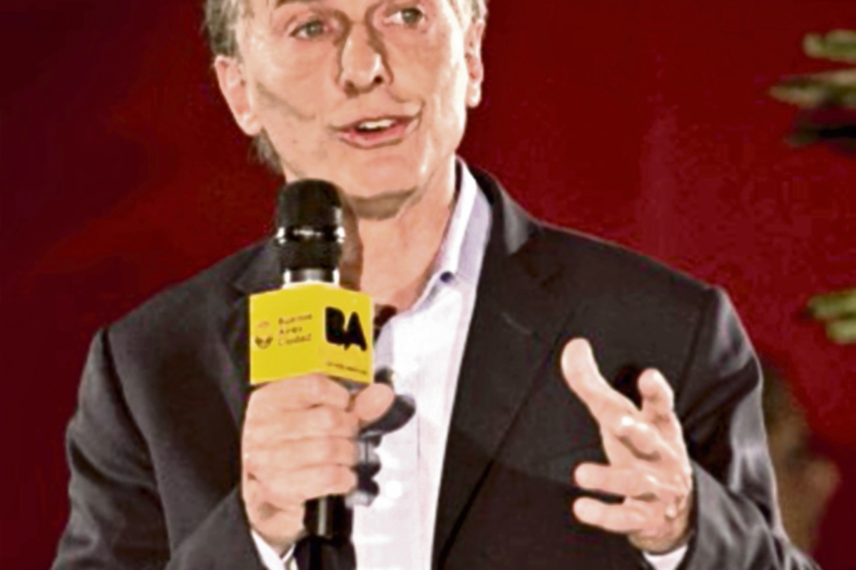 Mauricio Macri, presidente de Argentina, anunció que ley antimonopolio podría desaparecer en breve.