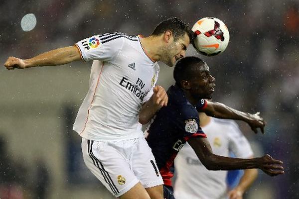 Con gol de Jesé, el Real Madrid venció 1-0 al PSG en el amistoso disputado en Doha. (Foto Prensa Libre: AFP)