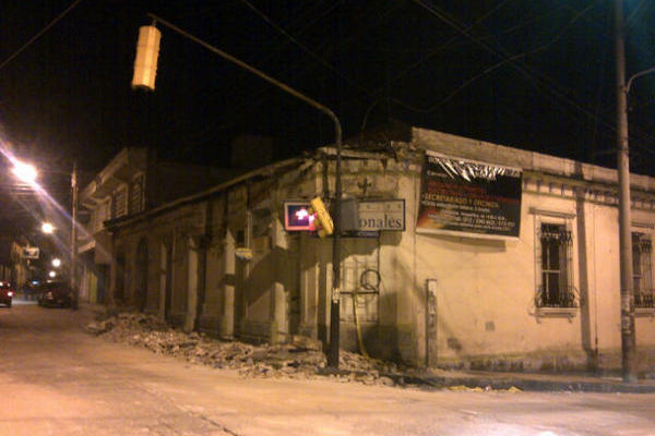 Las calles de San Marcos se mantienen en silencio durante la madrugada. (Foto Prensa Libre: Mynor Toc)