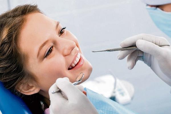 Nueva técnica no utiliza taladros ni rellenos, sino una remineralización eléctrica del diente. (Foto Prensa Libre: Archivo)