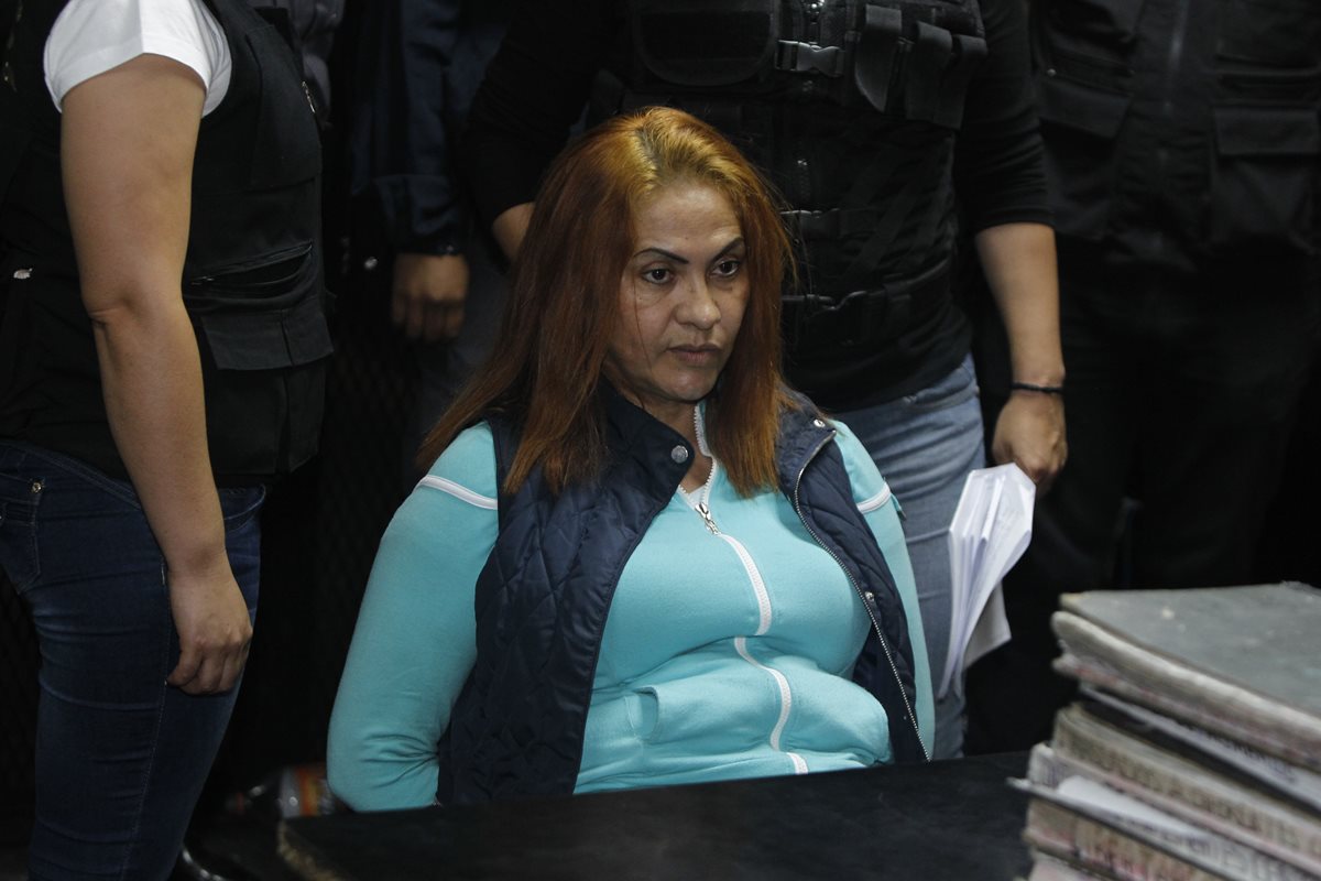 Marixa Lemus en Tribunales el día de su recaptura. Foto Prensa Libre: Paulo Raquec.