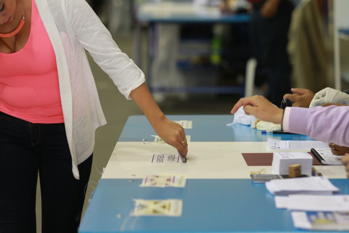 En la Encuesta Libre, los guatemaltecos indicaron por quién nunca votarían o difícilmente lo harían. (Foto Prensa Libre: Hemeroteca PL)