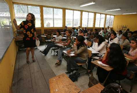 En las pruebas de primer ingreso en la Usac, siete de cada 10 aspirantes no superan la de Matemática.