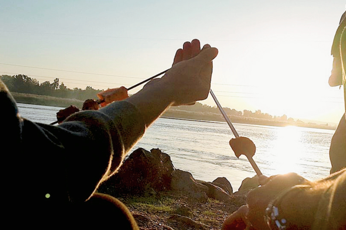 El Estado Islámico consiente a sus seguidores a quienes proporciona primas por casarse o tener hijos. (Foto Prensa Libre: Publimetro, Chile).