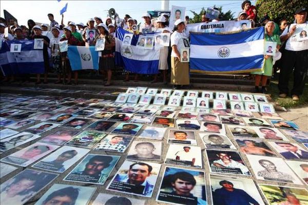 En la caravana participan madres de Nicaragua, El Salvador, Guatemala, Honduras y México. (Foto Prensa Libre: EFE)