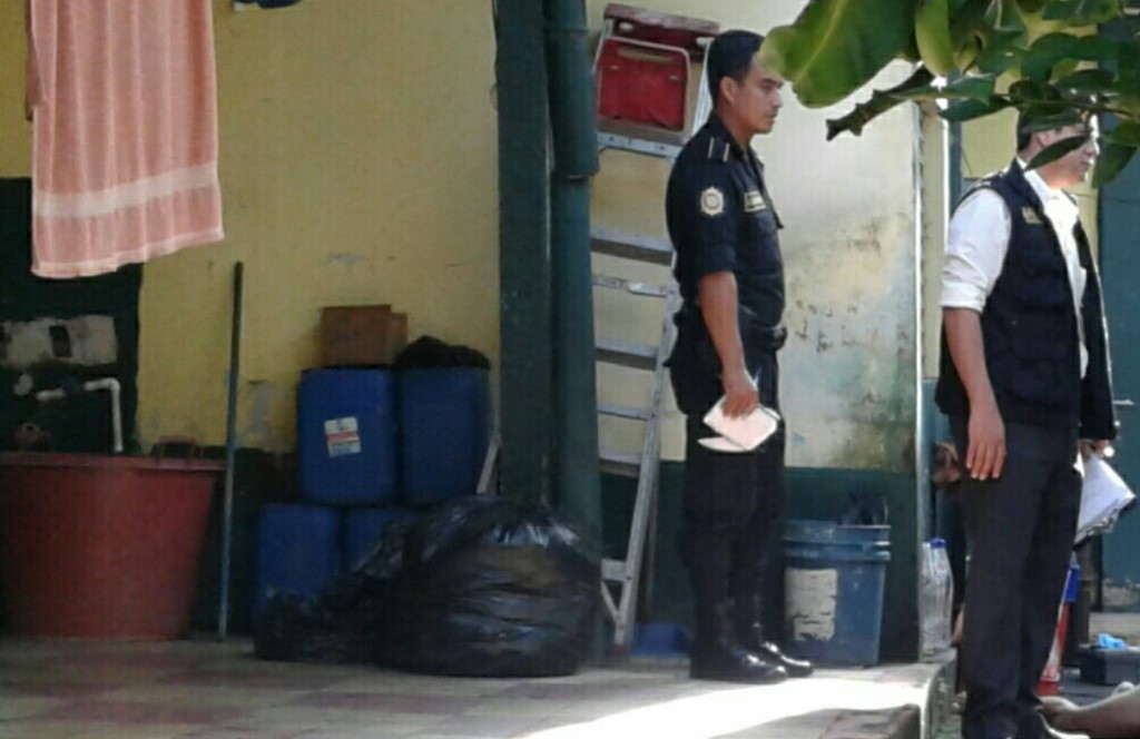 Lugar donde fue localizado el cadáver de Melvin Arnulfo Ralda, en Mazatenango. (Foto Prensa Libre: Melvin Popá).