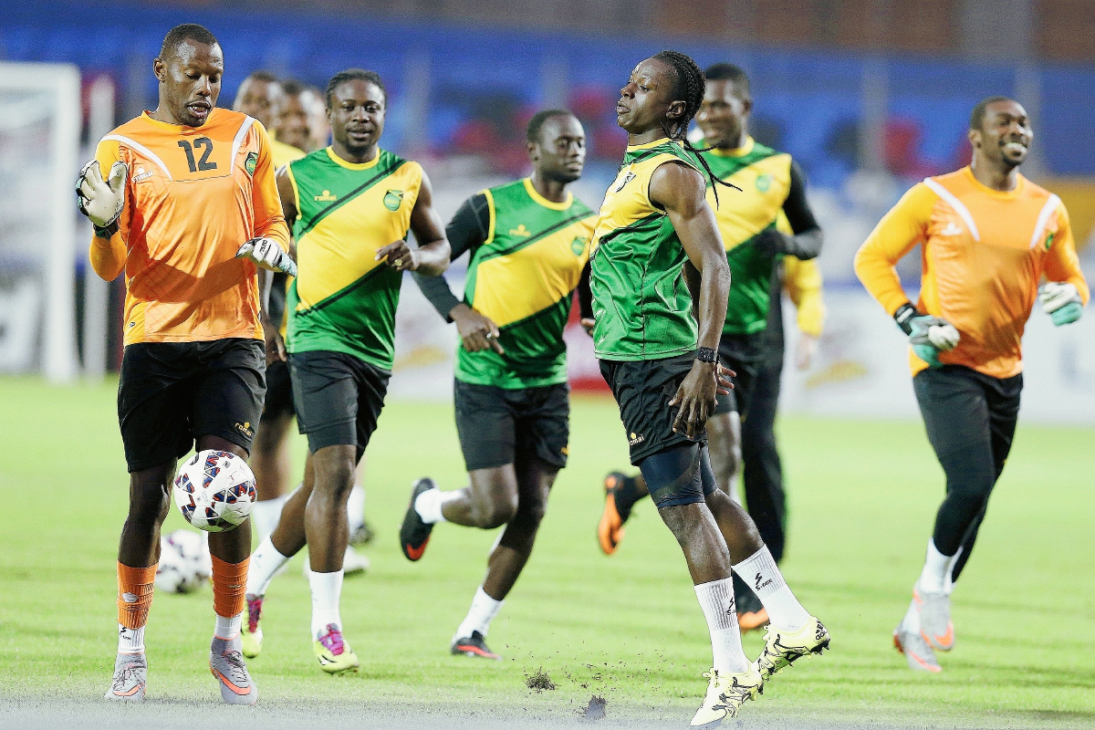 Los jugadores de la selección jamaicana apostarán a la velocidad en el duelo frente a Paraguay. (Foto Prensa Libre: EFE)