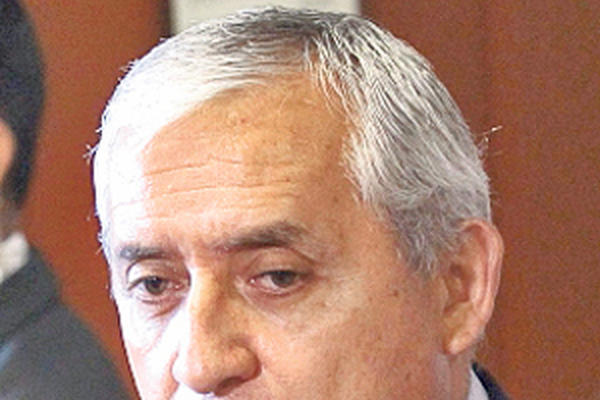 Presidente Otto Pérez Molina restringe gastos.