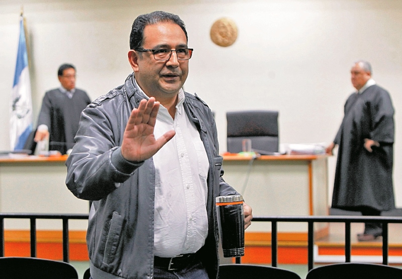 La Sala Tercera de Apelaciones revocó la medida otorgada a Samuel Morales por lo que no podrá desplazarse al interior del país. (Foto Prensa Libre: Hemeroteca PL)