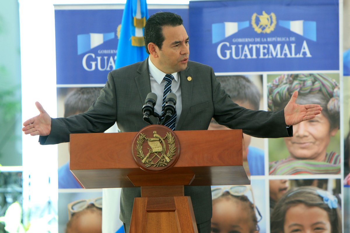 El presidente Jimmy Morales afirmó que se debe aplicar la ley sea cual sea. (Foto Prensa Libre: Gobierno de Guatemala)