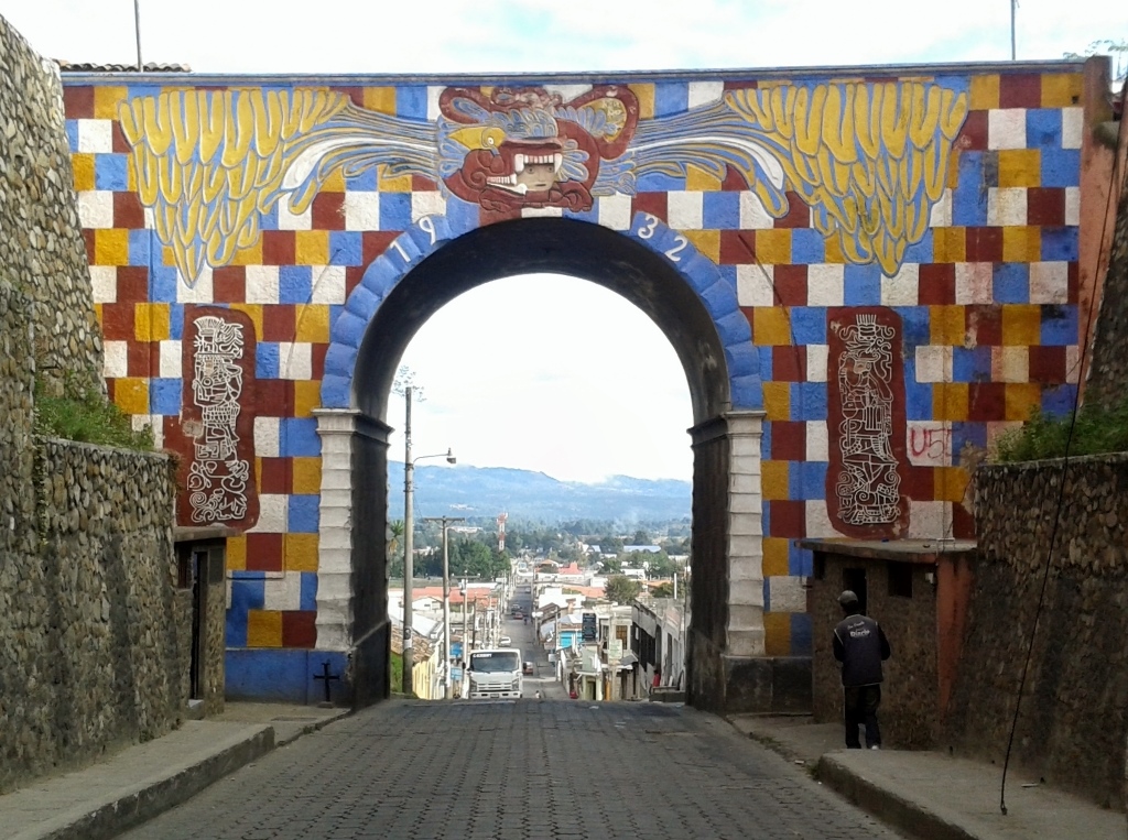 Uno de los sectores de Chichicastenango que permanece sin servicio de electricidad. (Foto Prensa Libre: Óscar Figueroa).