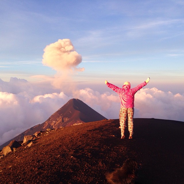 Inglesa comparte video del amanecer desde el volcán Acatenango