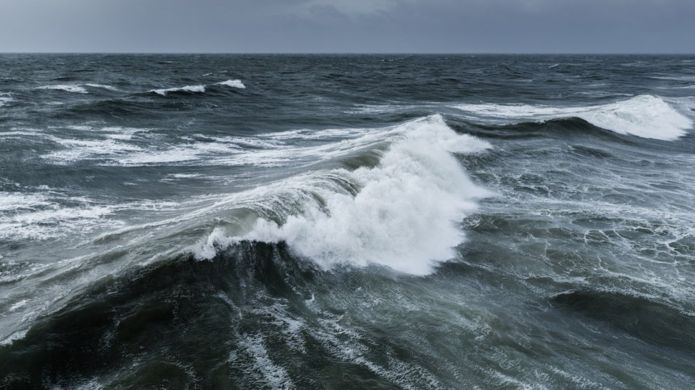 Las corrientes en los océanos ayudan a regular el clima en el planeta. GETTY