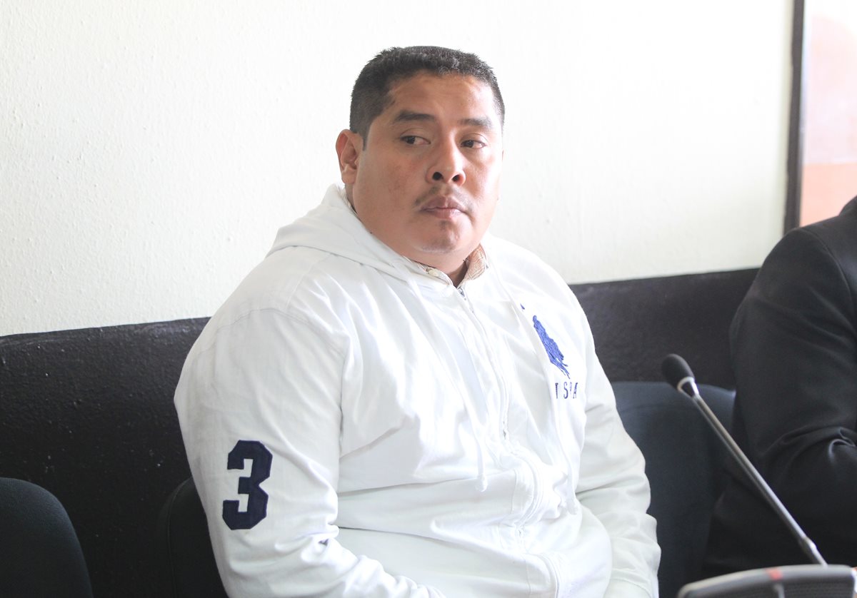 Luis Manuel López, condenado a cuatro años de prisión, deberá pagar resarcimiento. (Foto Prensa Libre: Hemeroteca PL)
