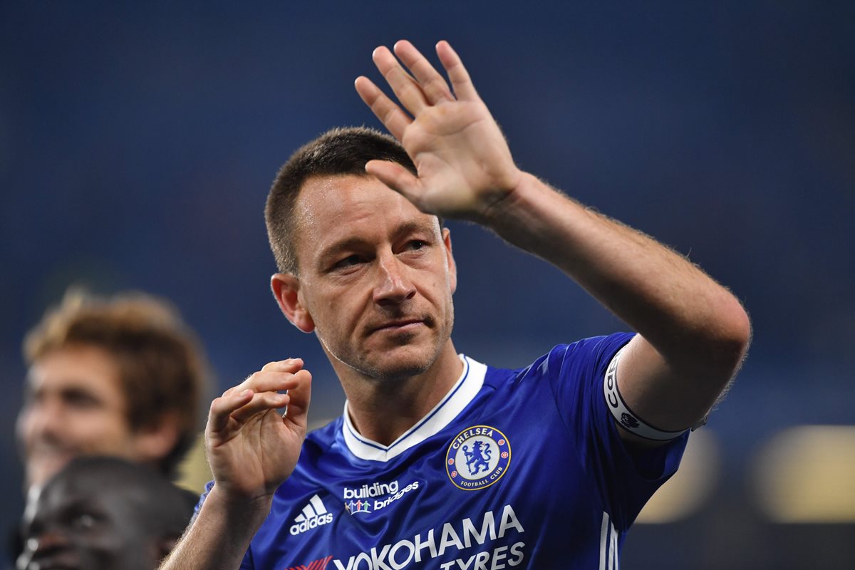 El jugador inglés John Terry podría poner fin a su carrera como futbolista. (Foto Prensa Libre: AFP)