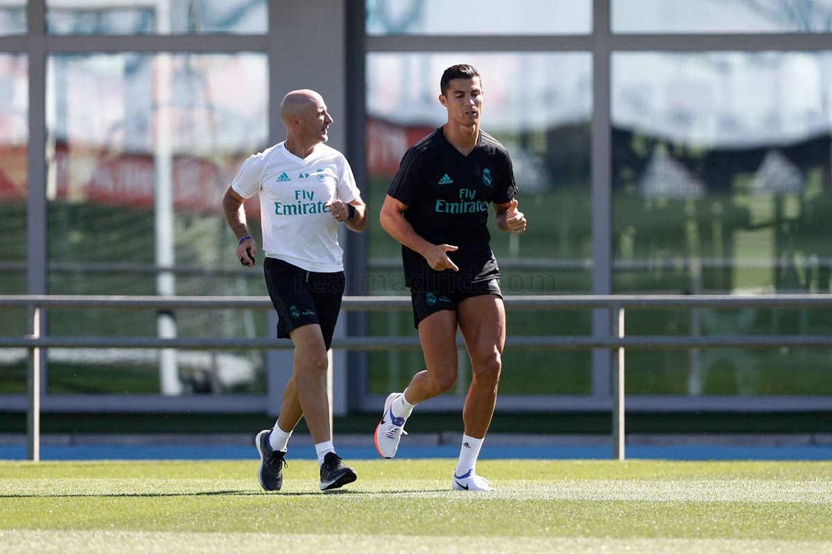 Cristiano Ronaldo hizo trabajo regenerativo luego de la participación con su selección en la eliminatoria mundialista. (Foto Prensa Libre: cortesía realmadrid.com)