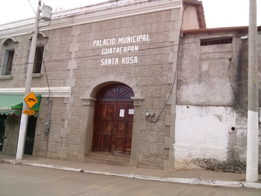 Fachada de la Municipalidad de Guazacapán, Santa Rosa. (Foto Prensa Libre: Oswaldo Cardona)