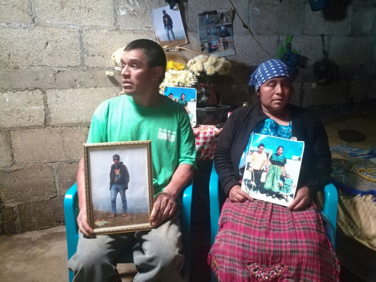 Los padres de Darwin Vásquez piden que el cuerpo de su hijo sea repatriado lo antes posible. (Foto Prensa Libre: Cortesía Moises Cottom)