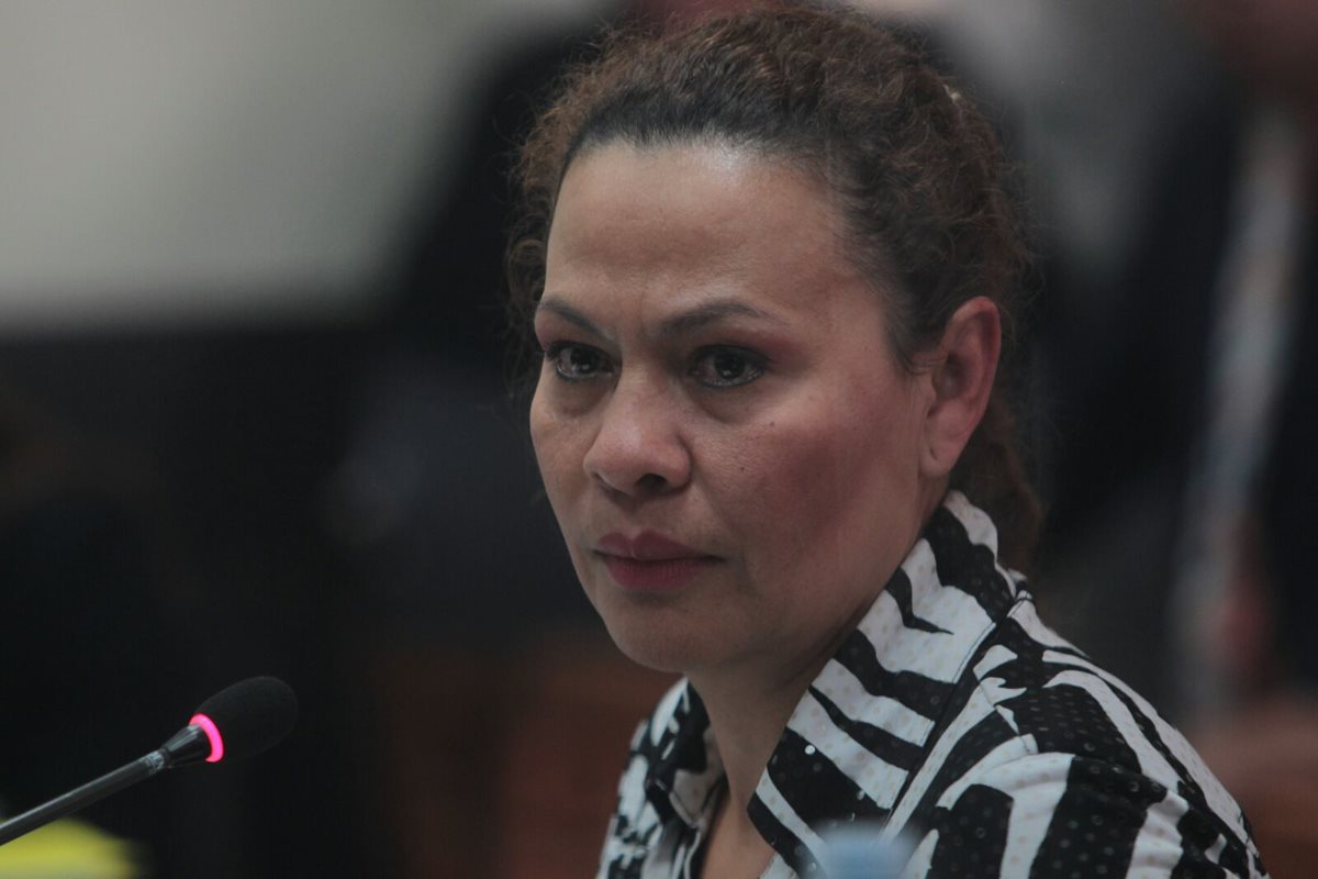 Mónica Rivas Gil, durante la audiencia de primera declaración. (Foto Prensa Libre: Jerson Ramos)