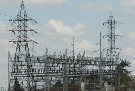 Por lo menos cinco empresas son propietarias de la red de transmisión de energía. (Foto Prensa Libre: Hemeroteca PL)