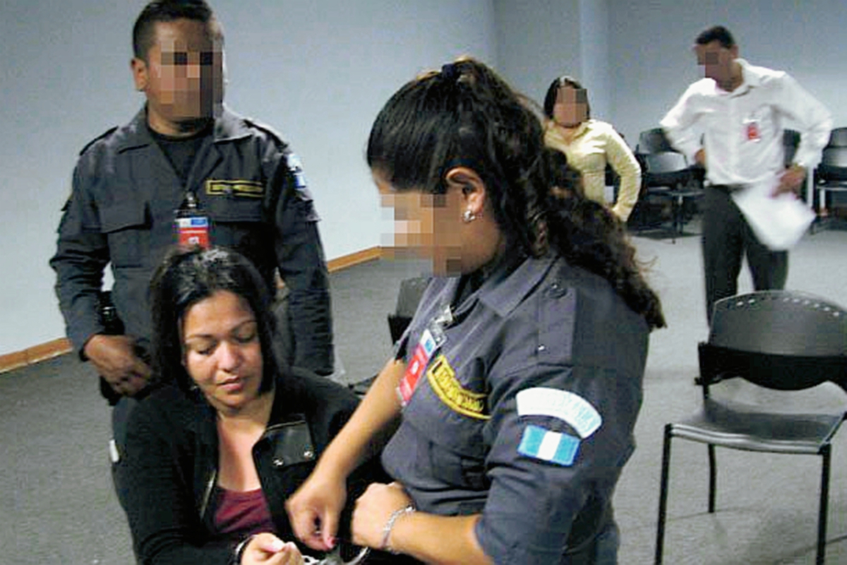 Rosa Umanzor  López fue detenida en la zona 1 capitalina (Foto Prensa Libre: Gobernación)