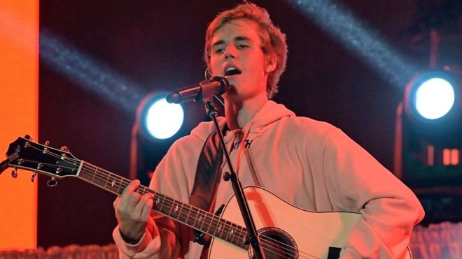 Se dice que Justin Bieber está grabando un álbum de canciones "aptas al cristianismo". (Foto Prensa Libre:Getty Images)