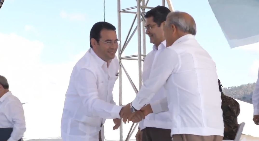 Los presidentes de Guatemala, Honduras y El Salvador durante la inauguración oficial de la Fuerza Antipandillas. (Foto Prensa Libre: Cortesía)