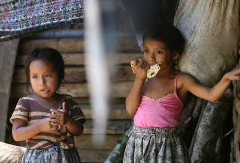 Guatemala se mantiene rezagada en la lucha contra la desnutrición. (Foto Prensa Libre: Archivo)