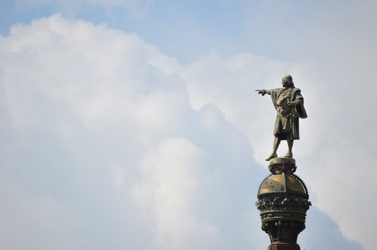 Monumento a Colón, en Barcelona, España. Teorías indican que el Almirante nació en esa ciudad. Foto Prensa Libre: Roberto Villalobos Viato.