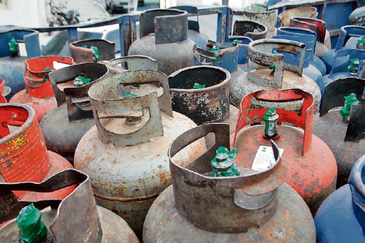 En noviembre de 2015 se percibió un aumento de Q0.60 al cilindro de gas. (Foto Prensa Libre: Alvaro Interiano)
