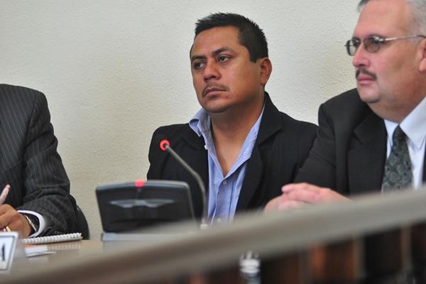 Guillermo Casildo Pérez Molina, subcomisario de la PNC, fue capturado en Quetzaltenango. (Foto Prensa Libre: Alejandra Martínez).