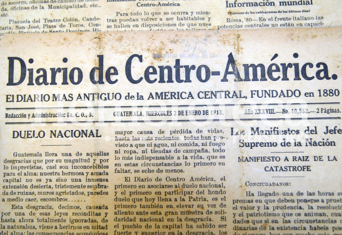 Ejemplar del Diario de Centro América anunciando la catástrofe del Terremoto de 1918. (Foto: Hemeroteca PL)