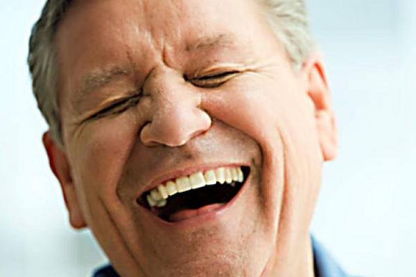 La risa tiene grandes beneficios para los sitemas que componen el cuerpo humano. <br _mce_bogus="1"/>