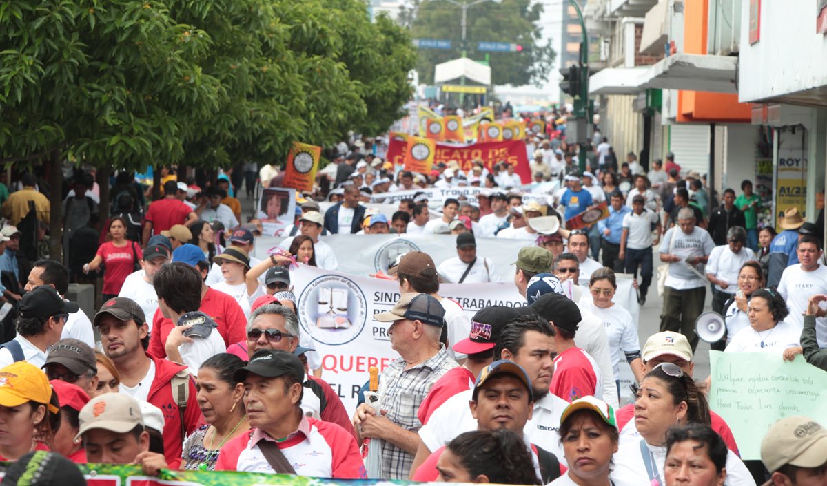 El sector trabajador pidió a la OIT instalar una comisión de encuesta en Guatemala, en 2012, para investigar los asesinatos de sindicalistas. El caso fue cerrado. (Foto Prensa Libre: Hemeroteca)