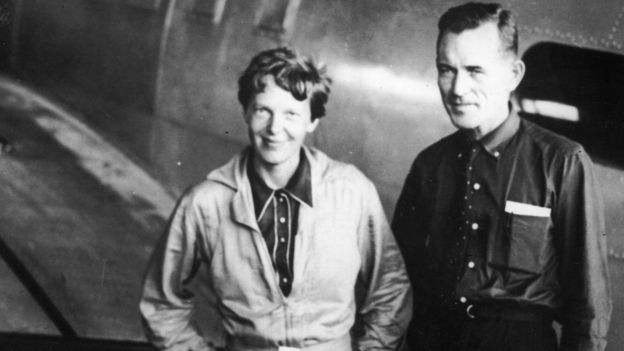 Earhart desapareció a los 39 años durante un vuelo en 1937 sobre el Pacífico mientras intentaba volar alrededor del mundo junto a Fred Noonan. GETTY IMAGES