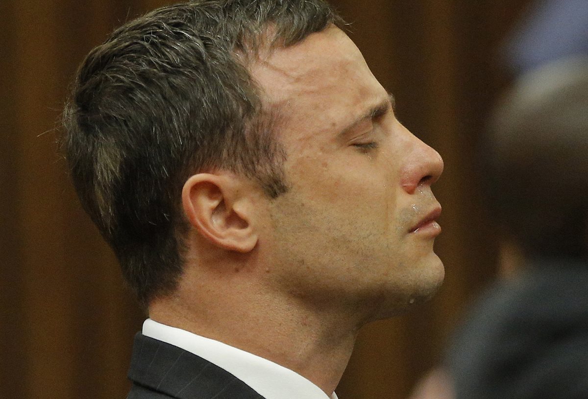 El atleta paralímpico Óscar Pistorius fue encontrado culpable del asesinato de su novia el 14 de febrero de 2013. (Foto Prensa Libre: AP)